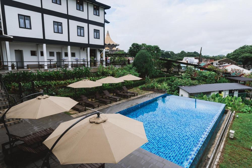 The Marian Boutique Lodging House Kuching Exterior foto